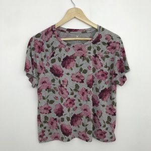 Floral tee shirt💕